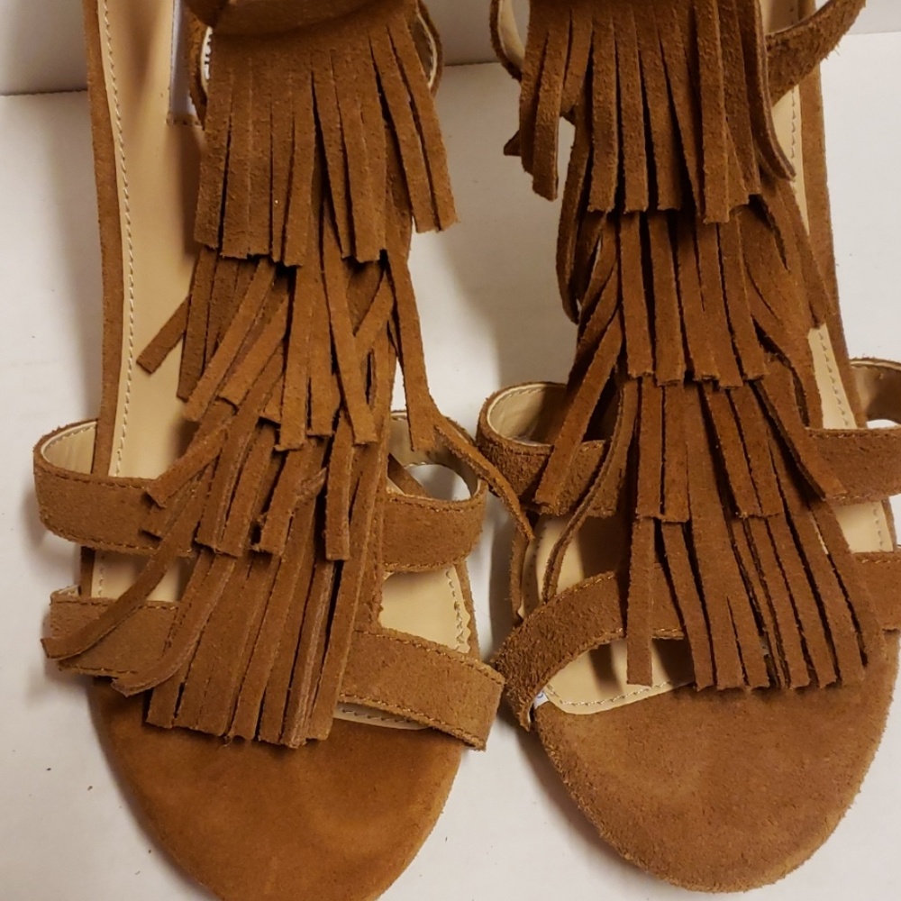 NWOT- Steve Madden heels - Picture 3 of 6